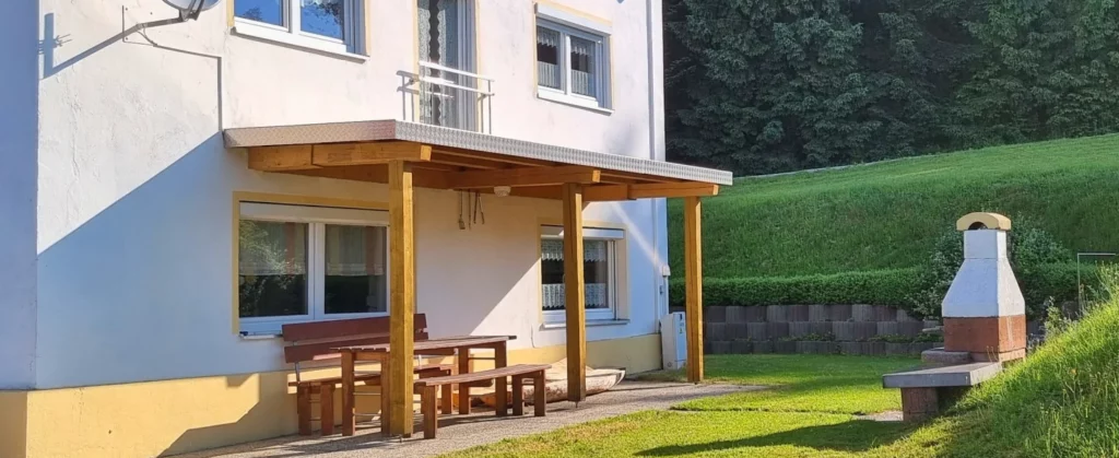 Ideen für Terrassenüberdachung aus Alu, Holz oder Glas