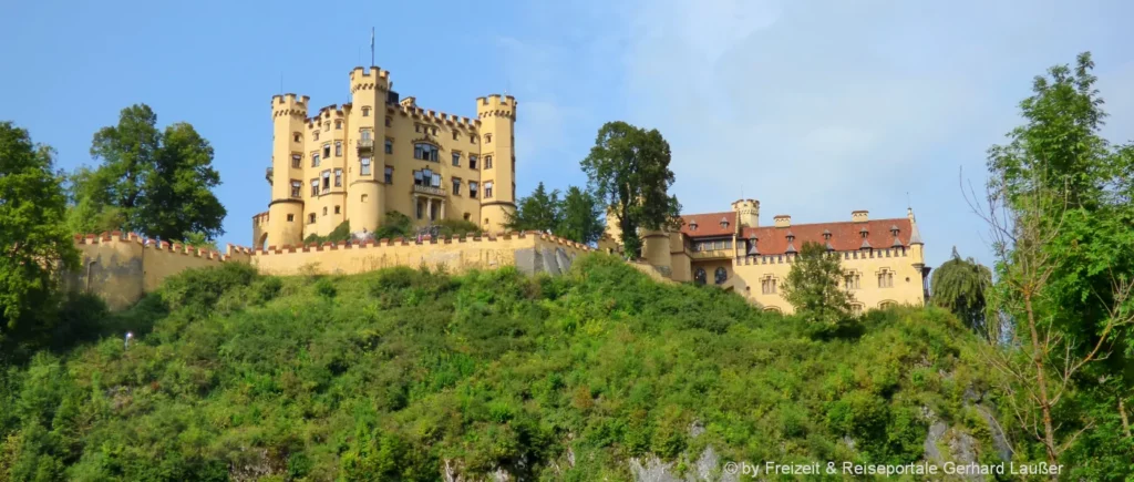 Allgäu Ausflugsziele im Sommer Schloss Hohenschwangau bei Füssen