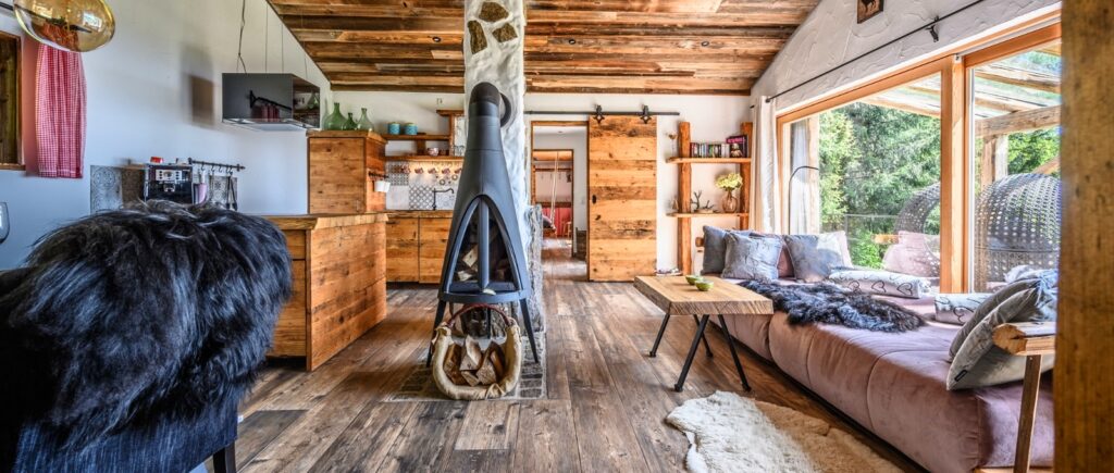 Romantik Chalet mit Jacuzzi, Sauna & Kamin Ofen in Bayern