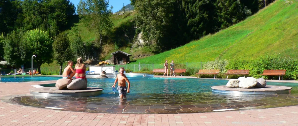 Sehenswürdigkeiten in Fieberbrunn Ausflugsziele Freibad Badesee