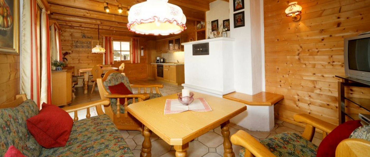 Gemütlicher Bungalow mit Kachelofen nahe dem Nationalpark Bayerischer Wald hirschhof-bauernhof-ferienbungalow-niederbayern-kachelofen