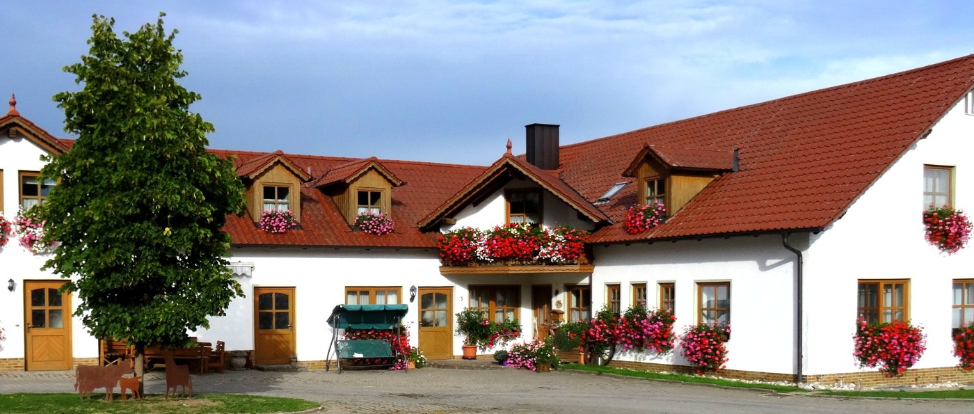 nissl-oberpfalz-urlaub-ponyhof-bayern-ferienwohnungen