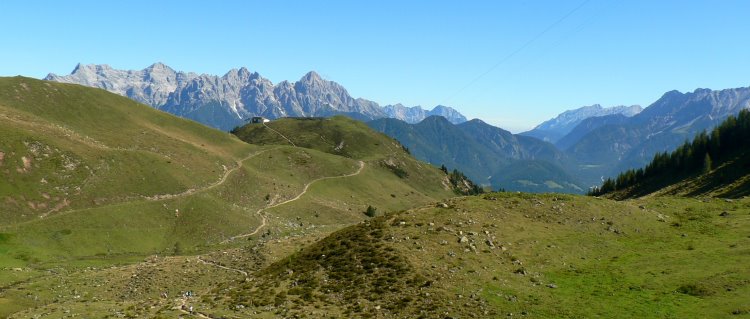 günstige Werbung für Ferienhütten in Oberösterreich Urlaub in Sankt Georgen im Attergau - Hütten Übernachtung in Oberösterreich im Bezirk Vöcklabruck im Hausruckviertel - Symbolfoto