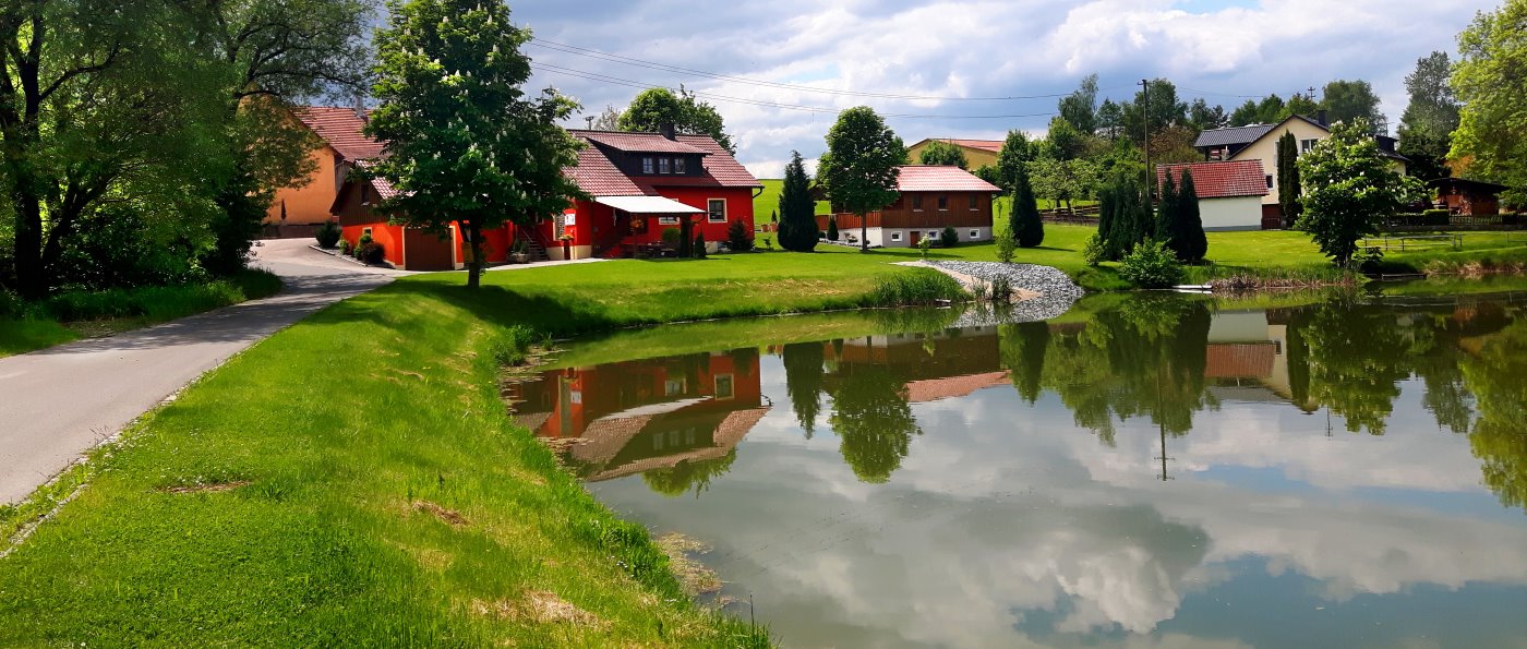 probstbauer-bauernhof-urlaub-holzhaus-oberpfalz-ferienhaus-see