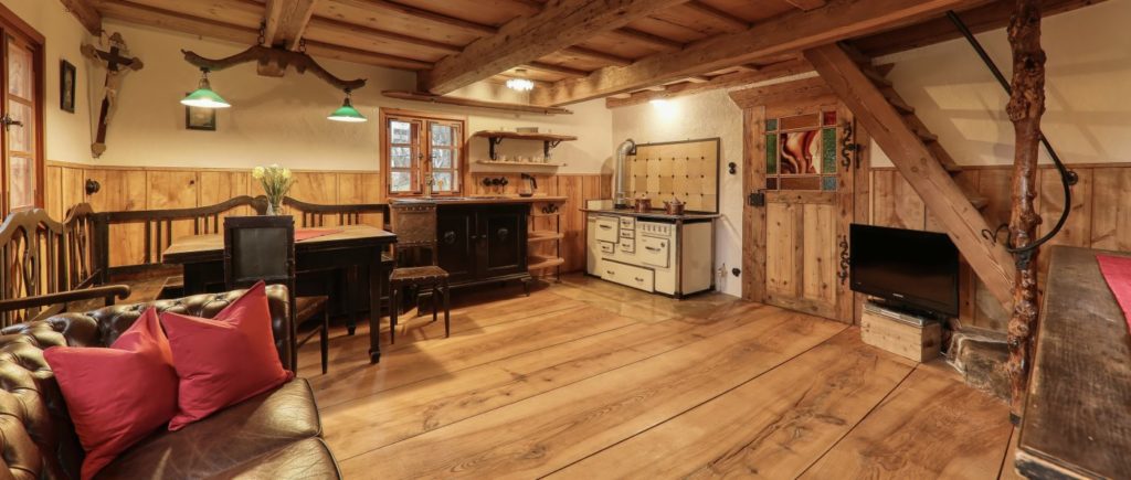Urige „Gfällhütte“ - 4 Personen Ferienhaus in Spiegelau im Landkreis Freyung Grafenau sellmayer-spiegelau-ferienhuette-wohnstube-holzhütten